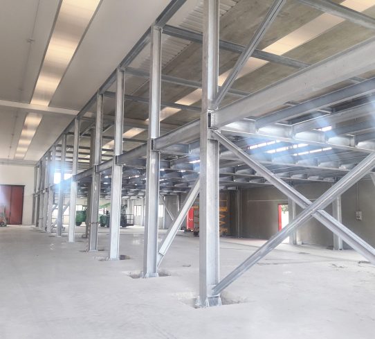 Strutture metalliche certificate: affidabilità, innovazione e qualità per costruzioni industriali e civili.