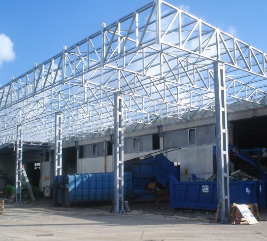 Strutture metalliche certificate: affidabilità, innovazione e qualità per costruzioni industriali e civili.