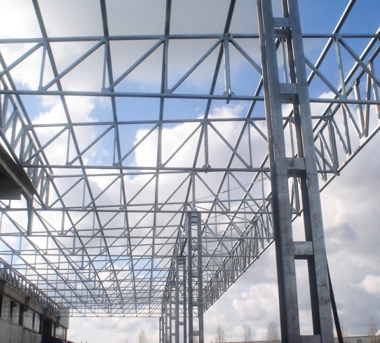 Strutture metalliche certificate: affidabilità, innovazione e qualità per costruzioni industriali e civili.