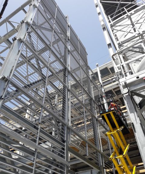 Carpenteria Metallica Certificata: Soluzioni su Misura per Ogni Esigenza Strutture metalliche certificate: affidabilità, innovazione e qualità per costruzioni industriali e civili.