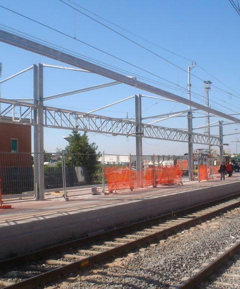 Carpenteria Metallica Certificata: Soluzioni su Misura per Ogni Esigenza Strutture metalliche certificate: affidabilità, innovazione e qualità per costruzioni industriali e civili.